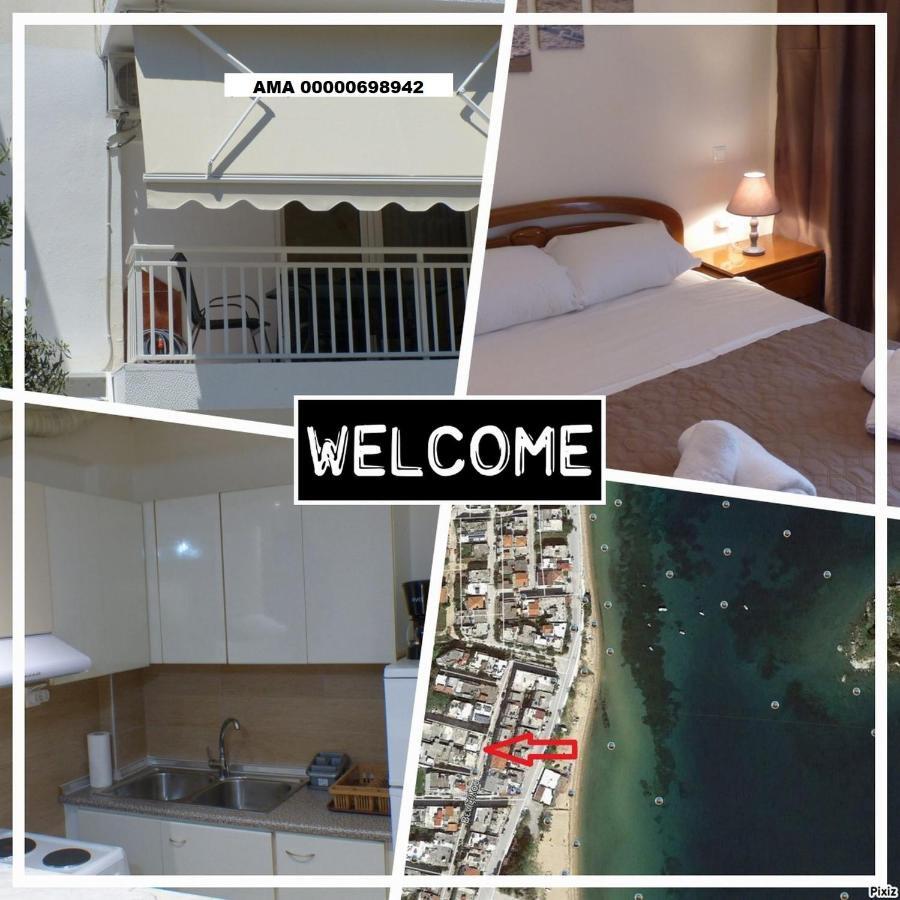 White Apartment 70M From The Sea Néa Péramos Exterior foto